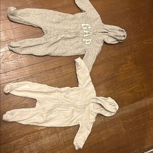 GAP Infant Hooded Onesies - Gray and Cream